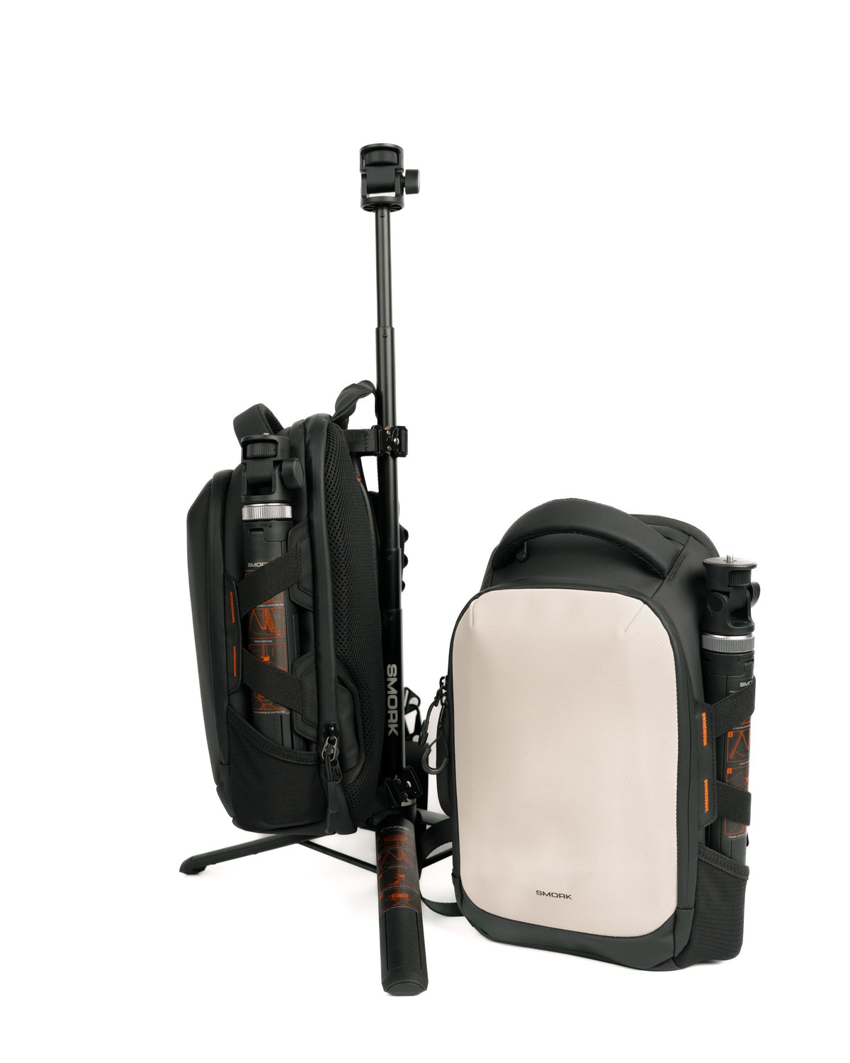 SMORK Smorky Sling black and white with the SMORK tripod